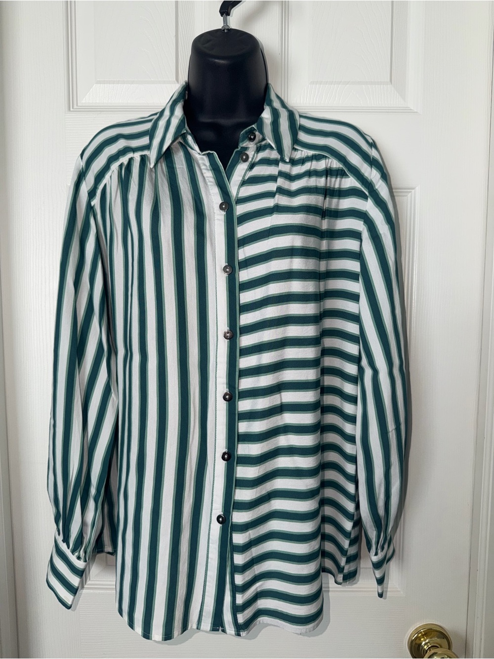 Maeve Anthropologie Silky Striped Button down Shirt Green Pattern - Picture 5 of 7